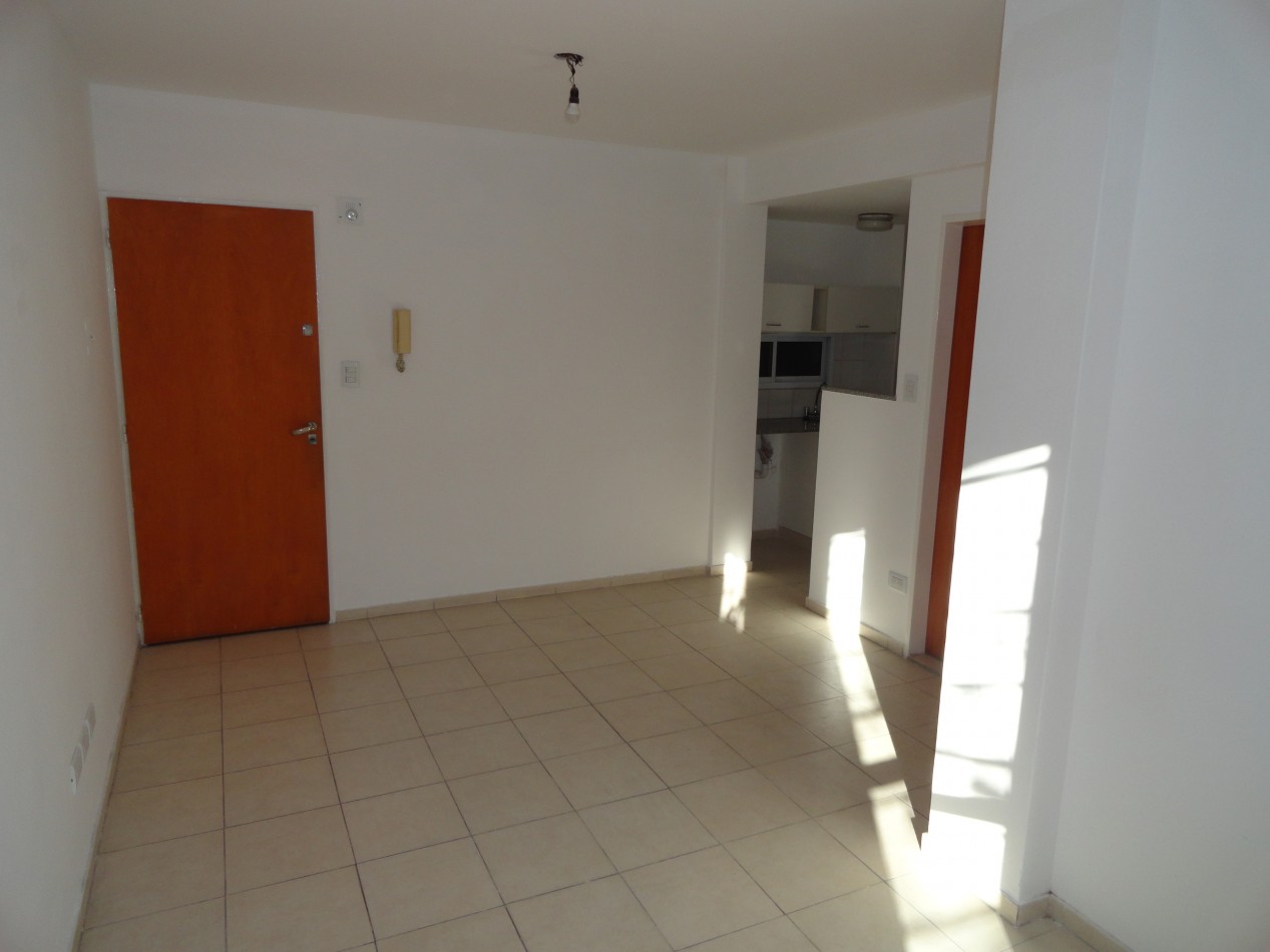 DEPTO 1 DORMITORIO. MORENO / URQUIZA