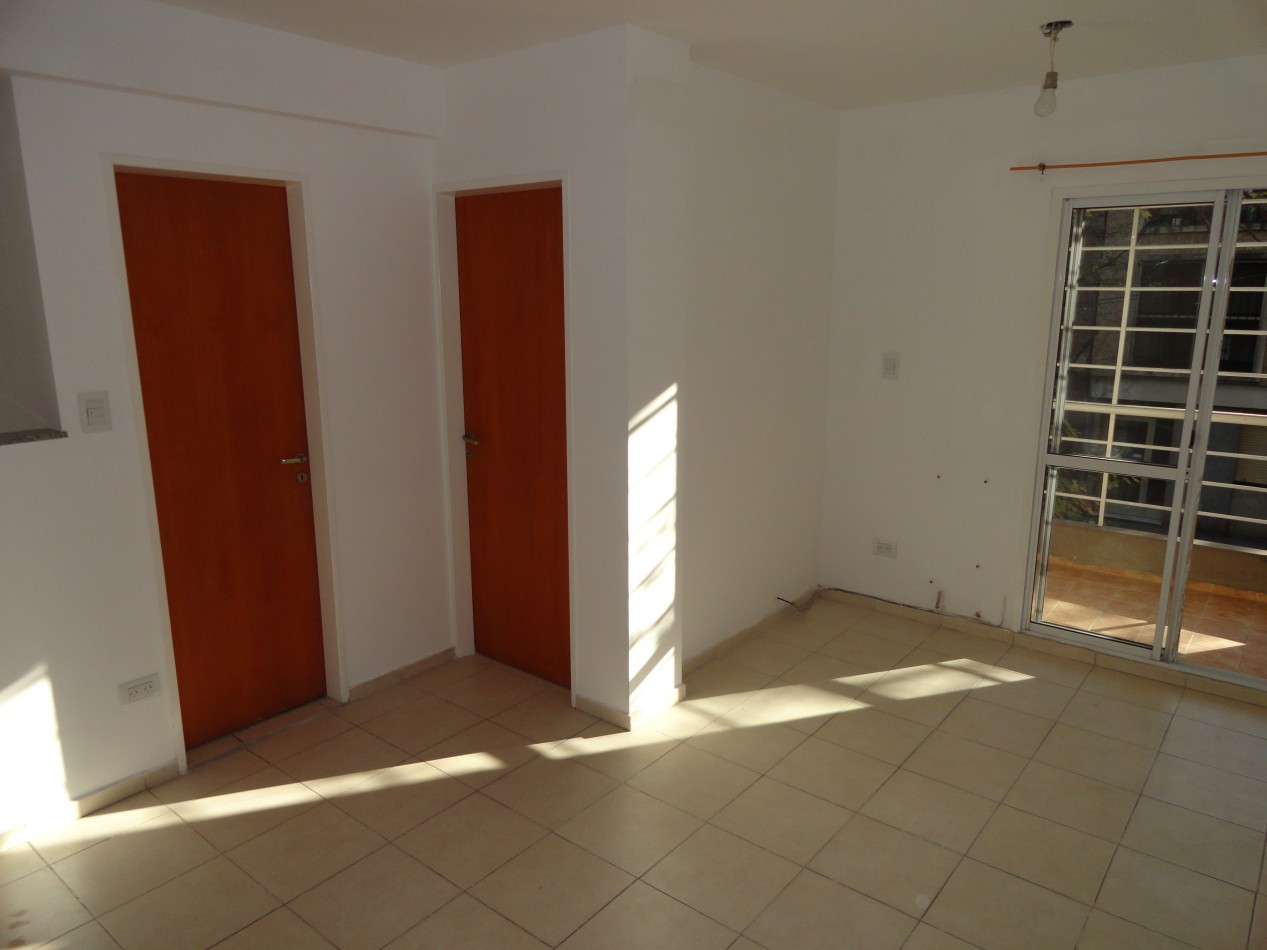 DEPTO 1 DORMITORIO. MORENO / URQUIZA
