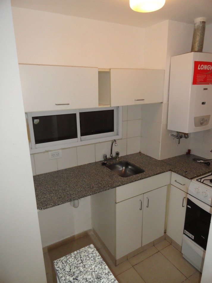 DEPTO 1 DORMITORIO. MORENO / URQUIZA