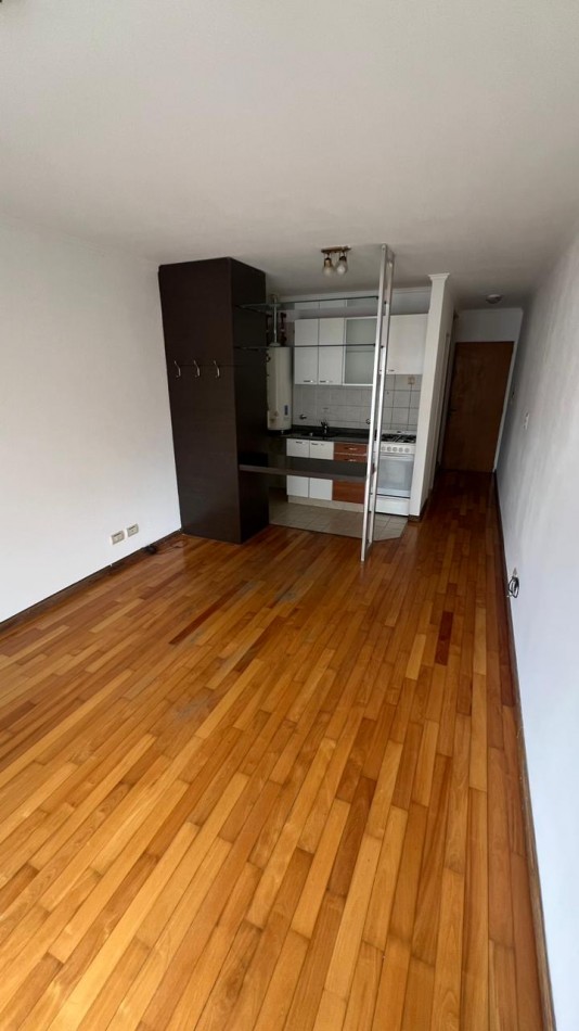 MONOAMBIENTE EN ALQUILER. BALCARCE / URQUIZA