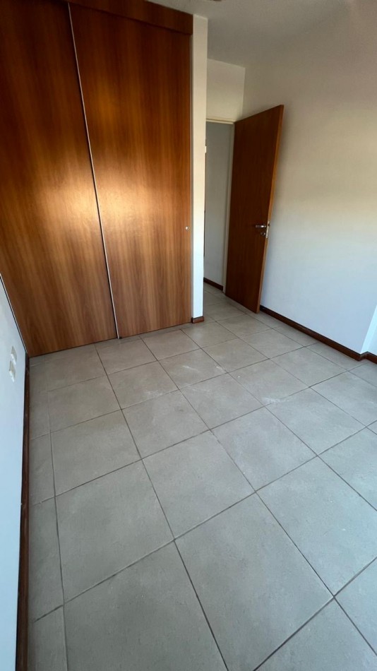 URQUIZA / CASTELLANOS. DEPTO 1 DORMITORIO (OPCION COCHERA) 