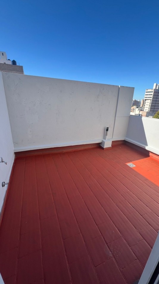 URQUIZA / CASTELLANOS. DEPTO 1 DORMITORIO (OPCION COCHERA) 
